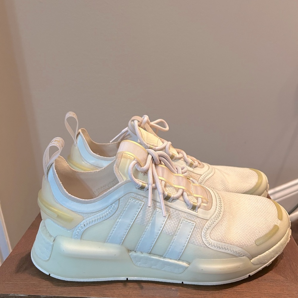 Adidas NMD sneakerss women’s 8